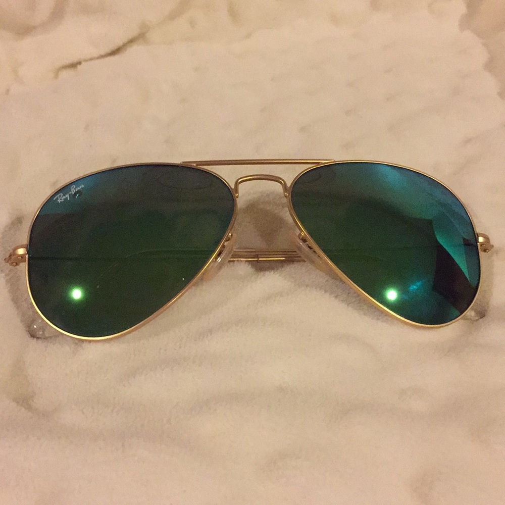 Ray-Ban Aviators!  Amazing condition!